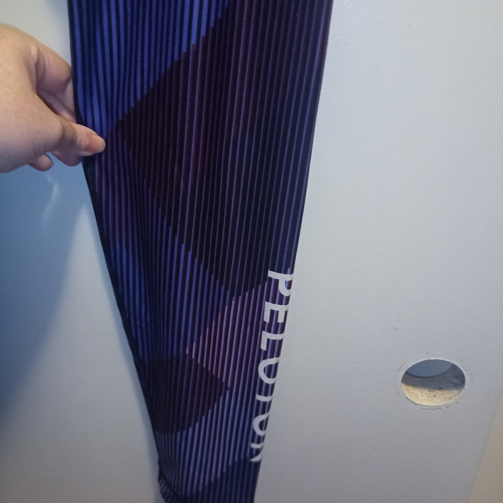 Peloton With Array Of Color Leggings Nwot - image 4